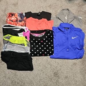 10 Piece Bundle 1- Womens Size S or 6